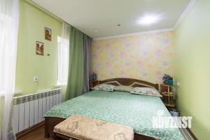 Дом 216м², 2-этажный, участок 6 сот.  