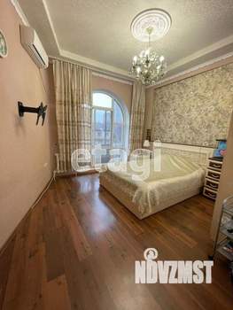 Дом 203м², 2-этажный, участок 4 сот.  