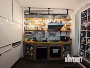 Дом 130м&sup2;, 2-этажный, участок 4 сот.  