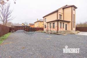 Дом 390м&sup2;, 3-этажный, участок 9 сот.  