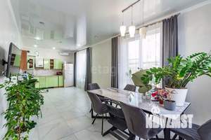 Дом 211м&sup2;, 2-этажный, участок 3 сот.  