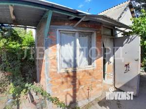 Дом 50м&sup2;, 2-этажный, участок 6 сот.  