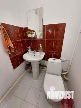 Дом 170м&sup2;, 2-этажный, участок 3 сот.  