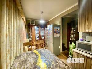 Дом 77м&sup2;, 2-этажный, участок 2 сот.  