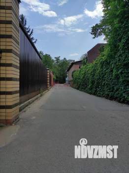 Дом 126м&sup2;, 2-этажный, участок 3 сот.  