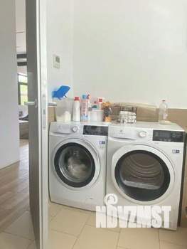 Дом 228м&sup2;, 1-этажный, участок 7 сот.  