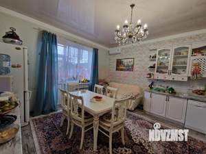 Дом 165м&sup2;, 2-этажный, участок 5 сот.  