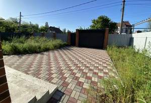 Дом 165м&sup2;, 2-этажный, участок 4 сот.  