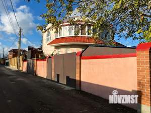 Дом 186м², 3-этажный, участок 5 сот.  