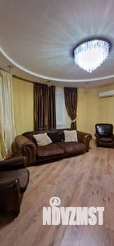 Дом 210м², 2-этажный, участок 4 сот.  