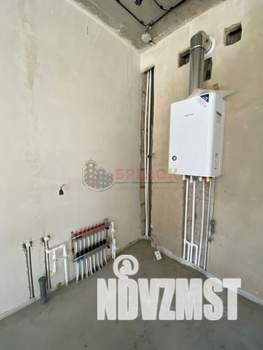 Дом 130м&sup2;, 2-этажный, участок 3 сот.  