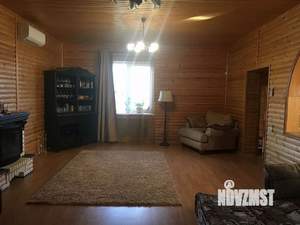 Дом 220м², 3-этажный, участок 9 сот.  