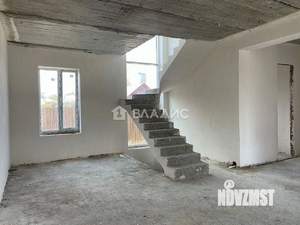 Дом 213м², 2-этажный, участок 5 сот.  