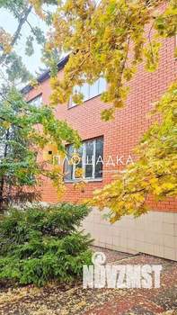 Дом 378м&sup2;, 2-этажный, участок 6 сот.  