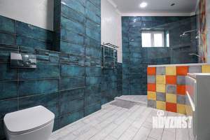 Дом 280м&sup2;, 3-этажный, участок 5 сот.  