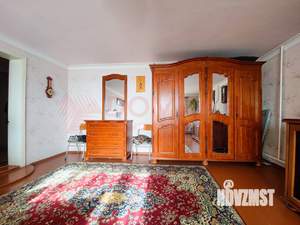 Дом 304м&sup2;, 2-этажный, участок 6 сот.  