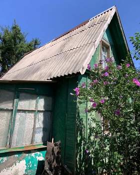 Дом 110м&sup2;, 2-этажный, участок 3 сот.  