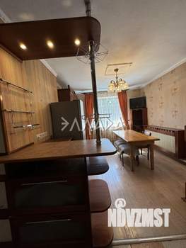 Дом 101м&sup2;, 2-этажный, участок 6 сот.  