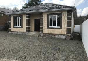 Дом 100м&sup2;, 1-этажный, участок 6 сот.  