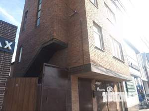 Дом 200м², 5-этажный, участок 1 сот.  