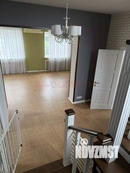 Дом 170м&sup2;, 2-этажный, участок 3 сот.  