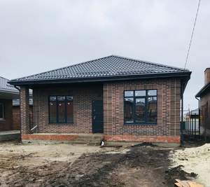 Дом 100м&sup2;, 1-этажный, участок 4 сот.  