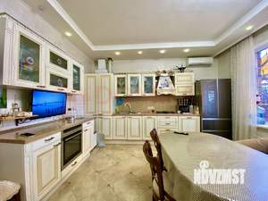 Дом 165м&sup2;, 1-этажный, участок 3 сот.  