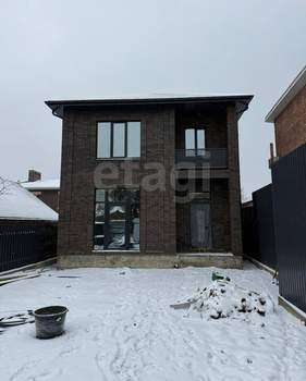 Дом 202м&sup2;, 2-этажный, участок 3 сот.  