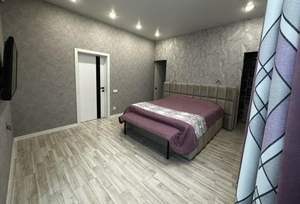 Дом 230м&sup2;, 2-этажный, участок 10 сот.  