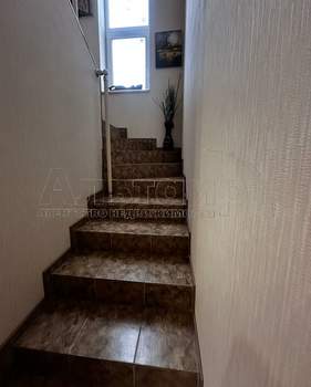 Дом 130м&sup2;, 2-этажный, участок 3 сот.  