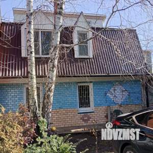 Дом 180м&sup2;, 2-этажный, участок 7 сот.  