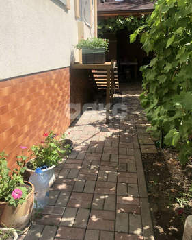 Дом 228м&sup2;, 2-этажный, участок 6 сот.  