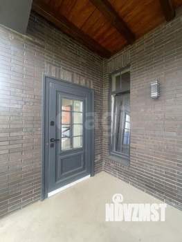 Дом 180м&sup2;, 1-этажный, участок 6 сот.  