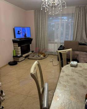 Дом 200м², 2-этажный, участок 6 сот.  