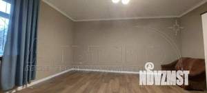 Дом 220м&sup2;, 2-этажный, участок 3 сот.  