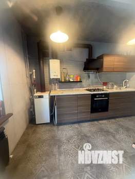 Дом 140м², 2-этажный, участок 3 сот.  