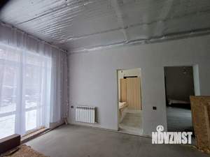 Дом 180м&sup2;, 2-этажный, участок 4 сот.  