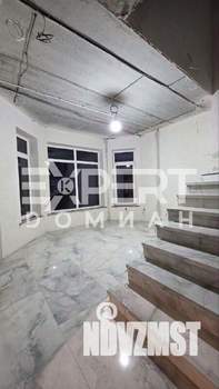 Дом 180м&sup2;, 2-этажный, участок 2 сот.  