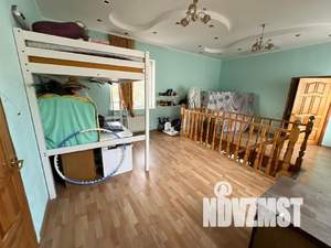 Дом 205м&sup2;, 3-этажный, участок 3 сот.  