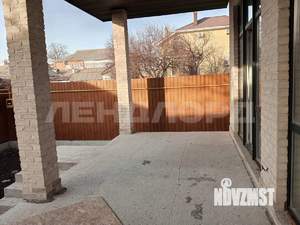 Дом 220м&sup2;, 2-этажный, участок 3 сот.  