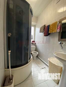 Дом 250м², 3-этажный, участок 6 сот.  