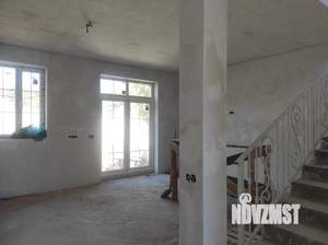 Дом 150м², 2-этажный, участок 3 сот.  
