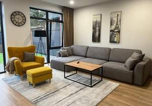 Дом 130м&sup2;, 2-этажный, участок 2 сот.  