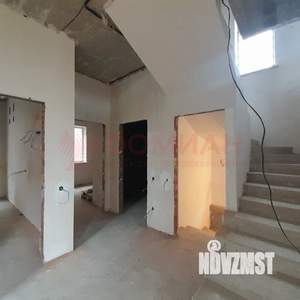 Дом 250м², 3-этажный, участок 3 сот.  