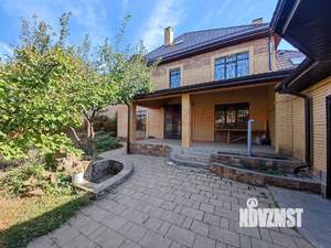Дом 470м², 3-этажный, участок 7 сот.  