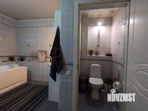 Дом 312м², 3-этажный, участок 4 сот.  