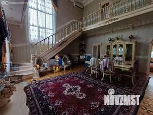 Дом 280м&sup2;, 3-этажный, участок 5 сот.  