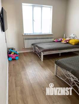 Дом 100м&sup2;, 1-этажный, участок 4 сот.  