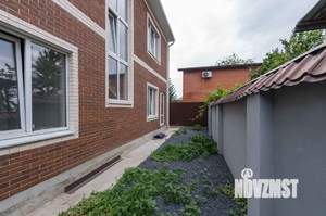 Дом 120м², 2-этажный, участок 4 сот.  