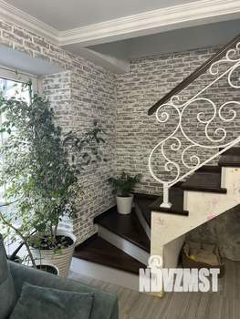 Дом 77м², 2-этажный, участок 7 сот.  